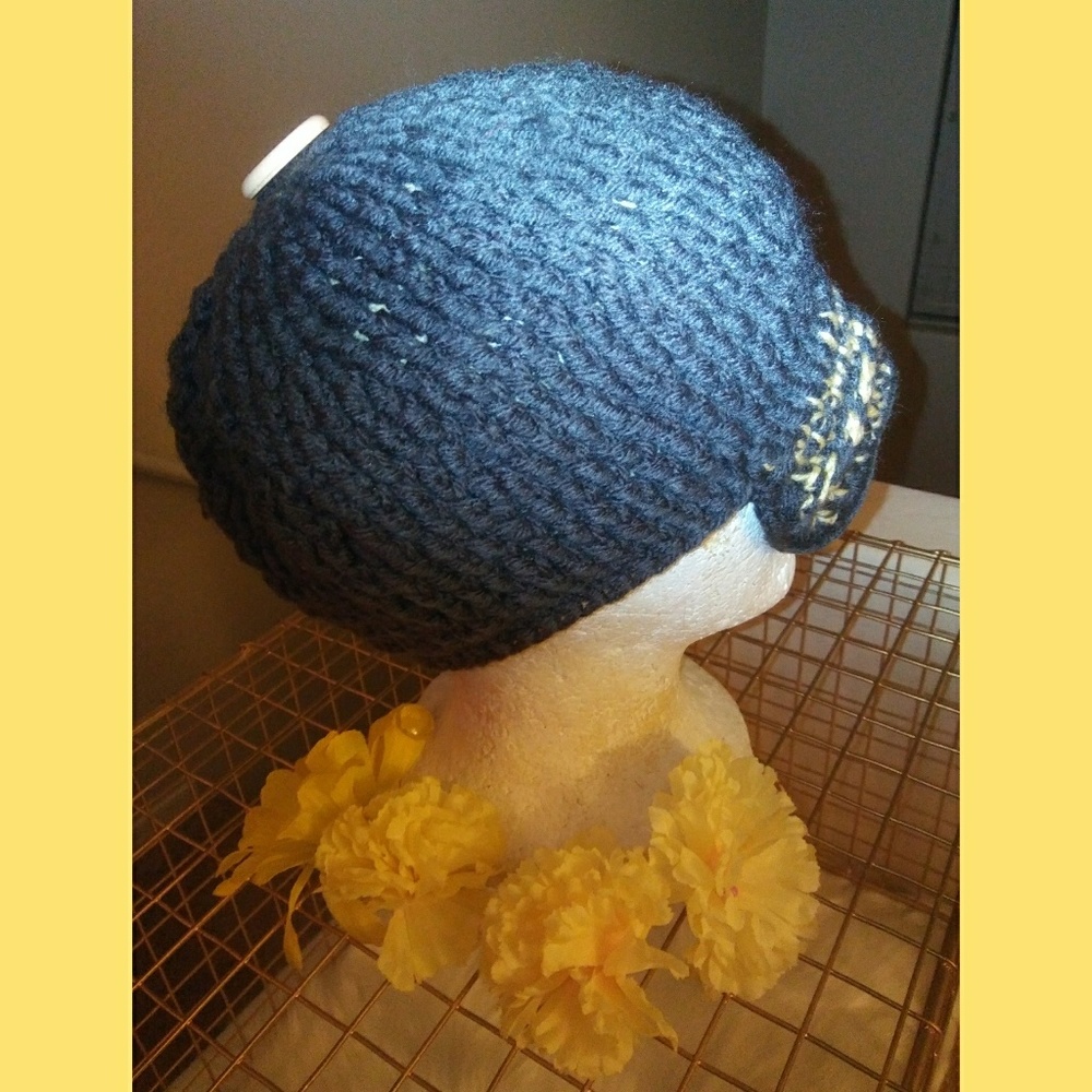 Hat - Picture 5 of 5